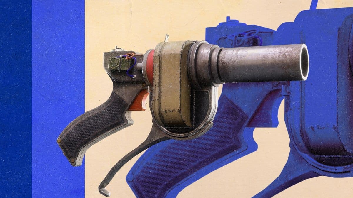 The Tether Launcher gadget on Embark's striped Frozen Trail art